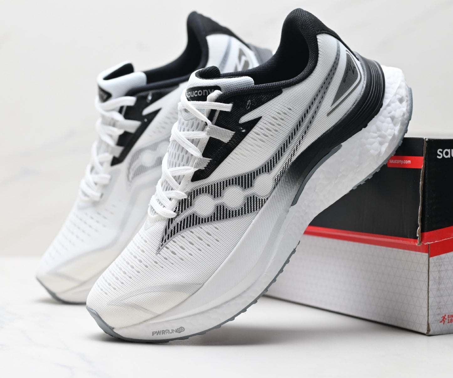 Saucony SPEED 4 White-Black Running Sneaker