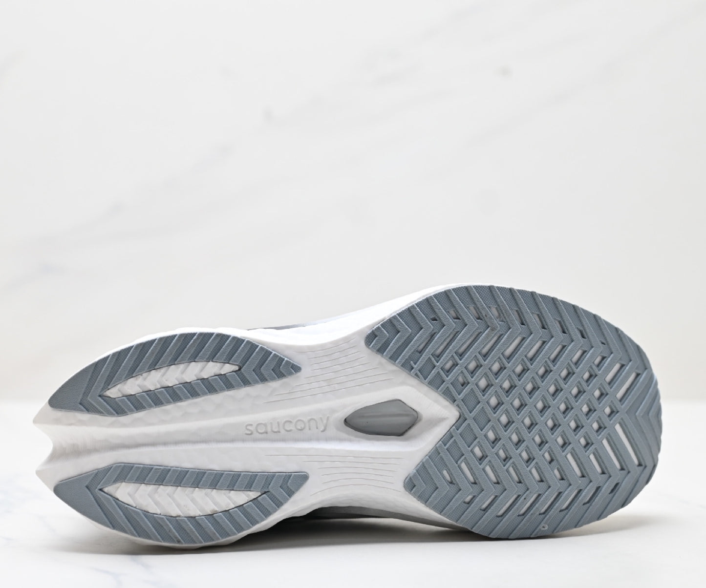 Saucony SPEED 4 White-Black Running Sneaker