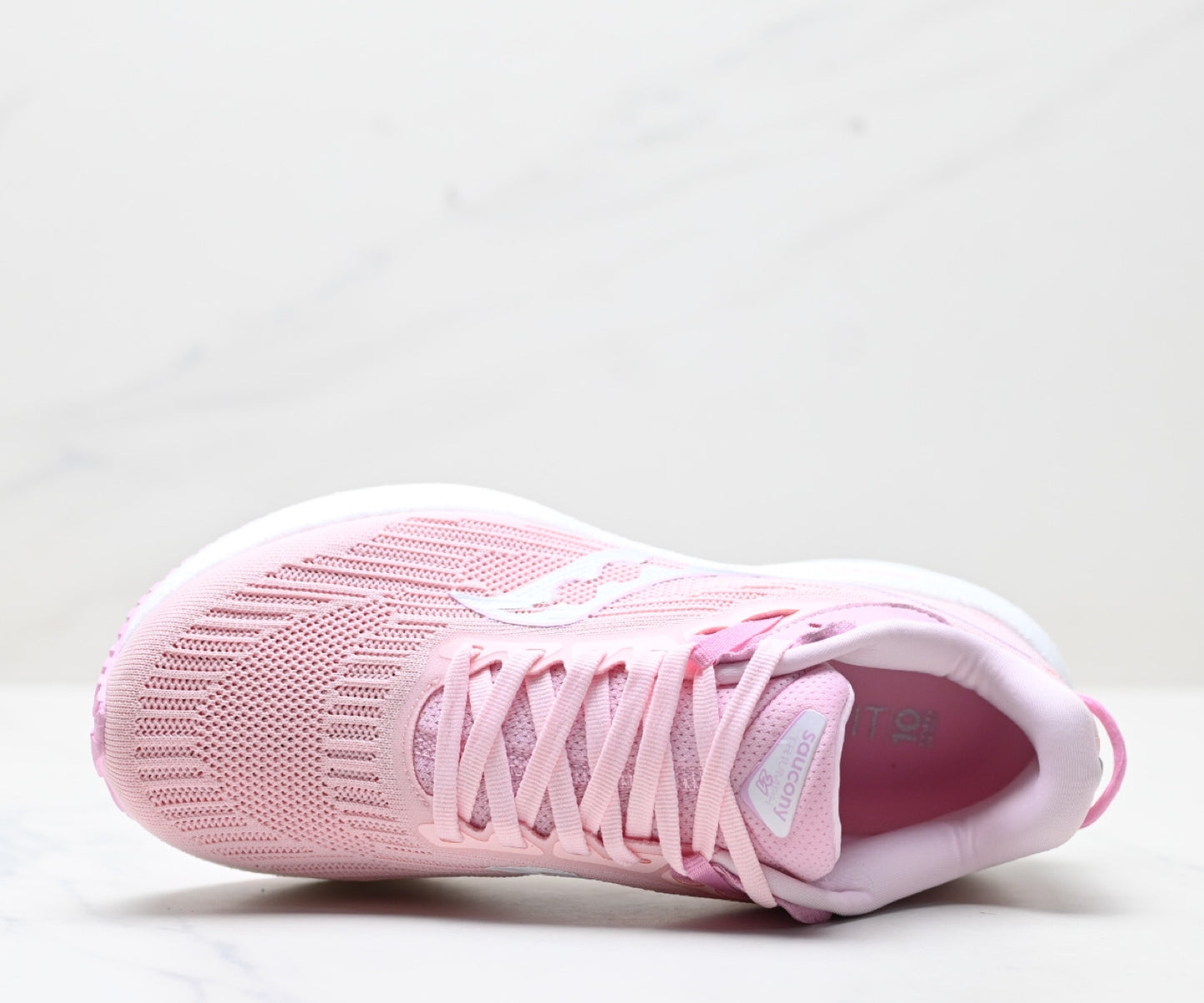 Saucony Triumph 21 Pink Women‘s Running Sneaker