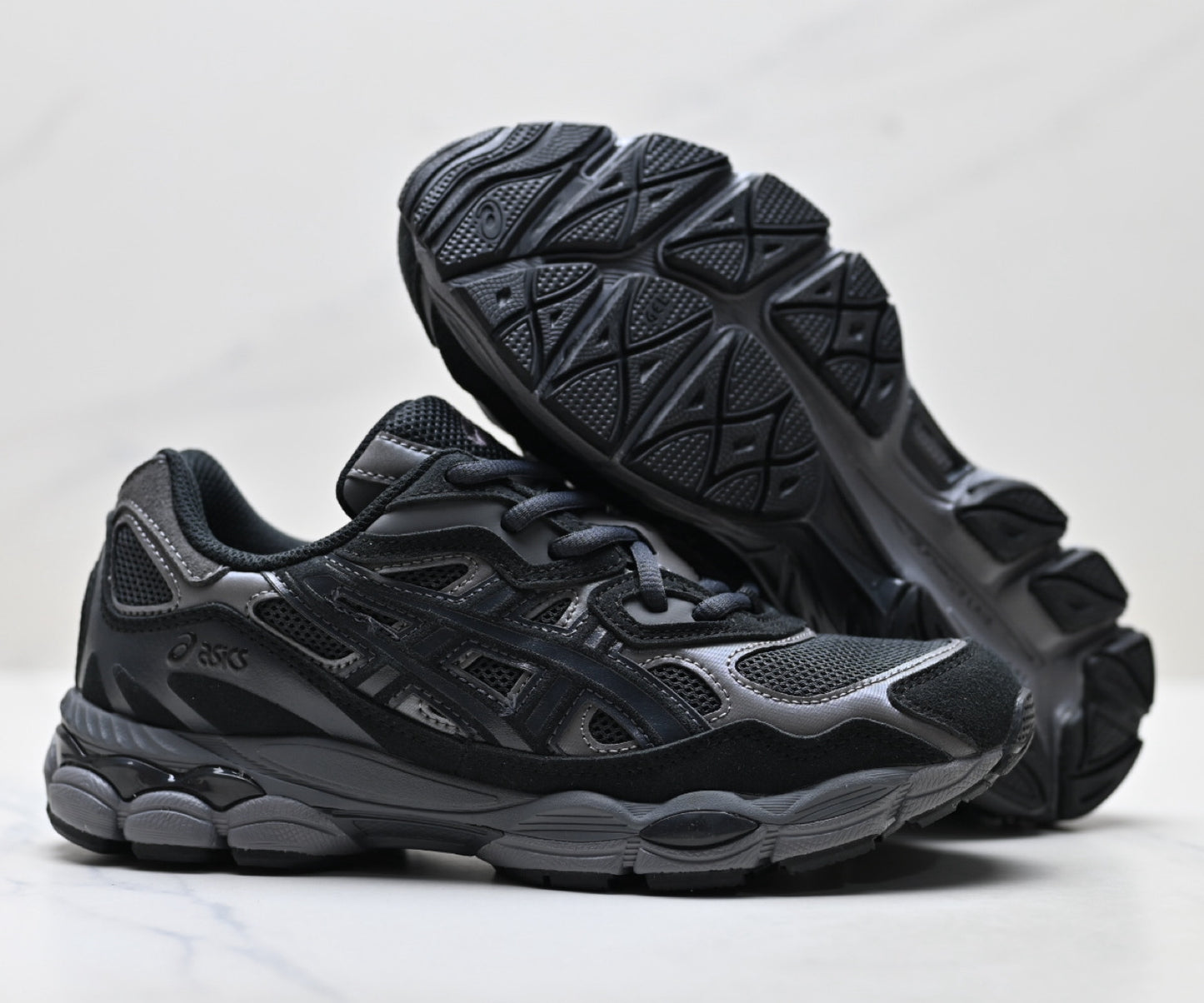 ASICS Gel-NYC Sneaker