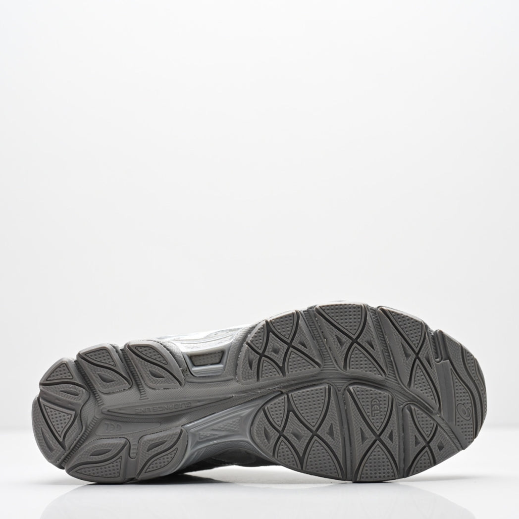 ASICS Gel-Cumulus 16 Sneaker