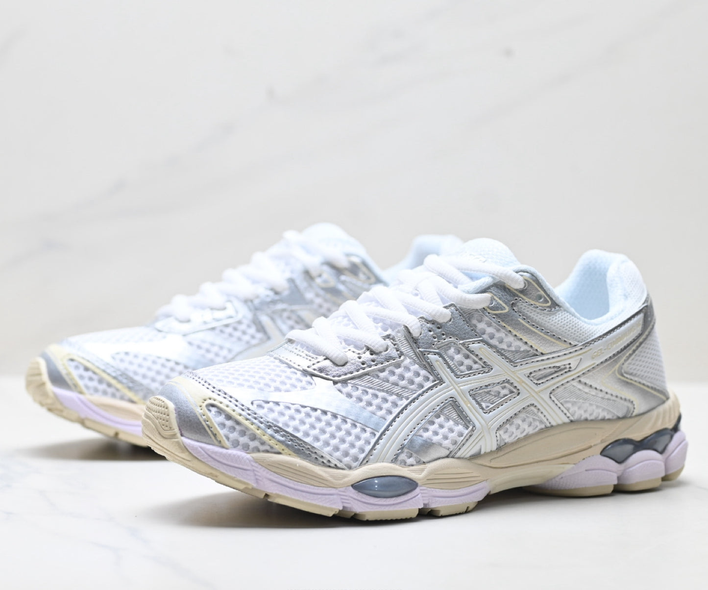 ASICS Gel-Cumulus 16 Sneaker