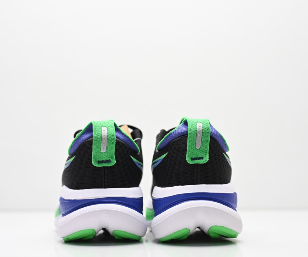 ASICS Gel-Nimbus 28 Sneaker