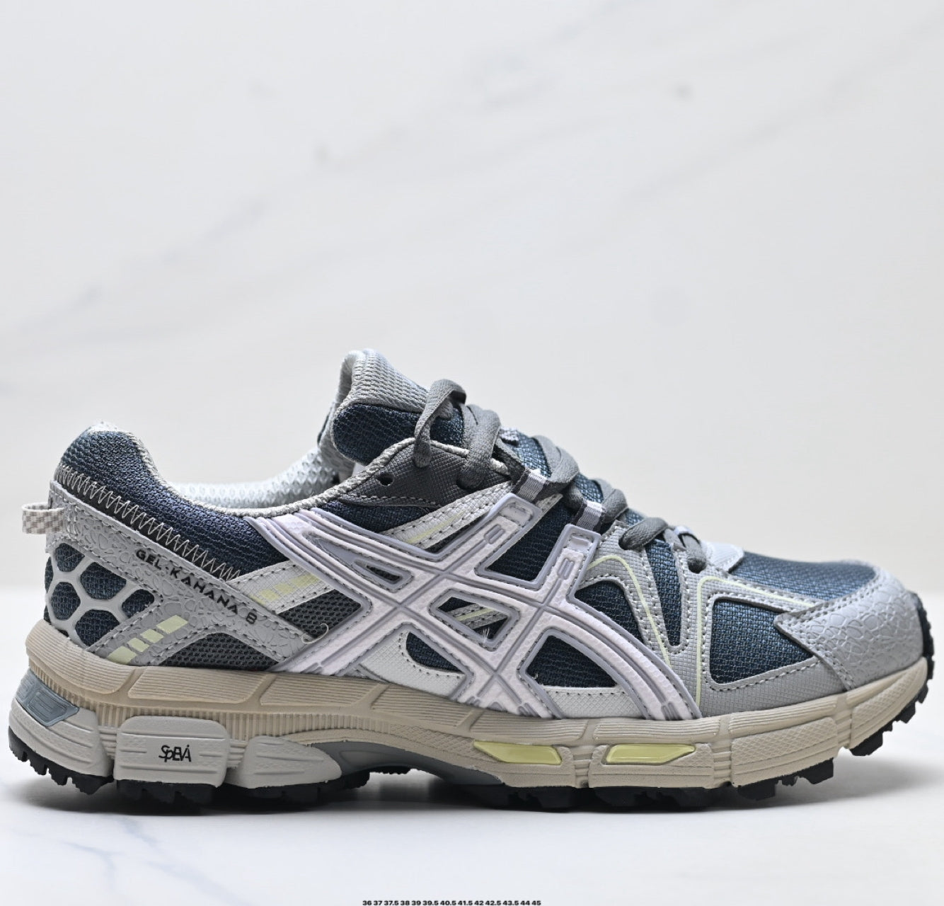 ASICS Gel-Kahana 8 Sneaker