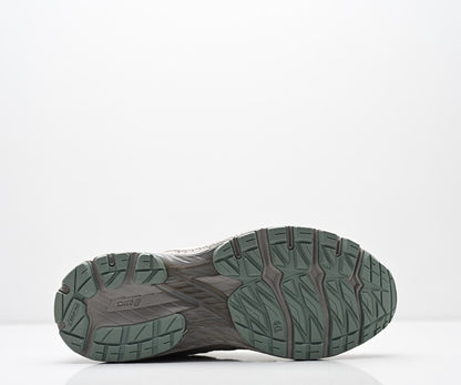 ASICS Gel-Terrain Sneaker