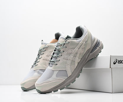 ASICS Gel-Terrain Sneaker