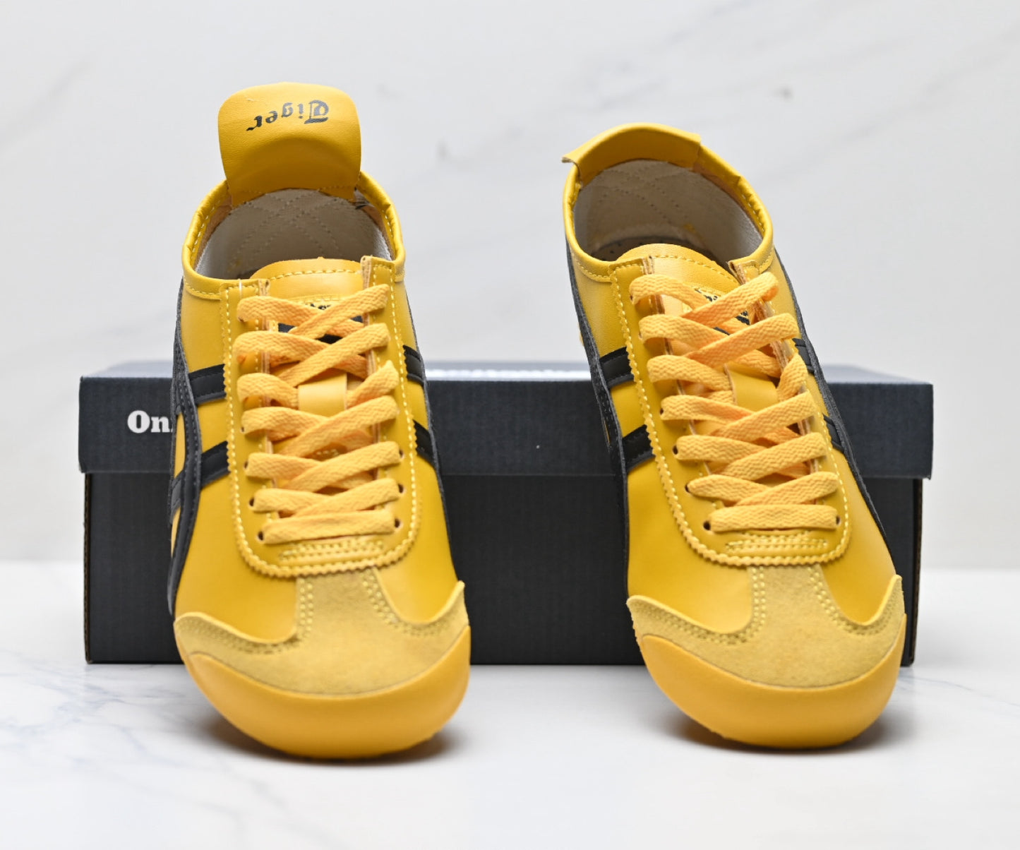 Onitsuka Tiger Mexico 66 Bruce Lee Sneaker