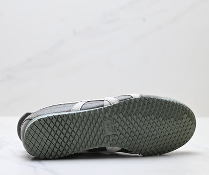 Onitsuka Tiger Mexico 66 Deluxe Sneaker
