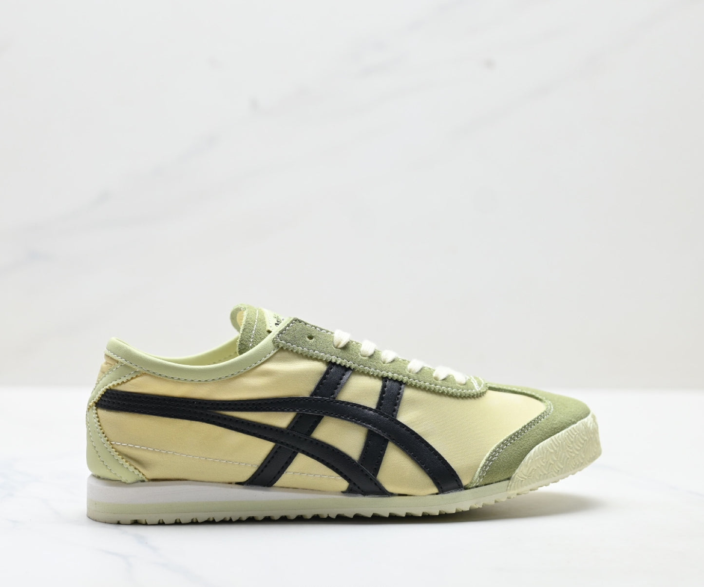 Onitsuka Tiger Mexico 66 Sneaker