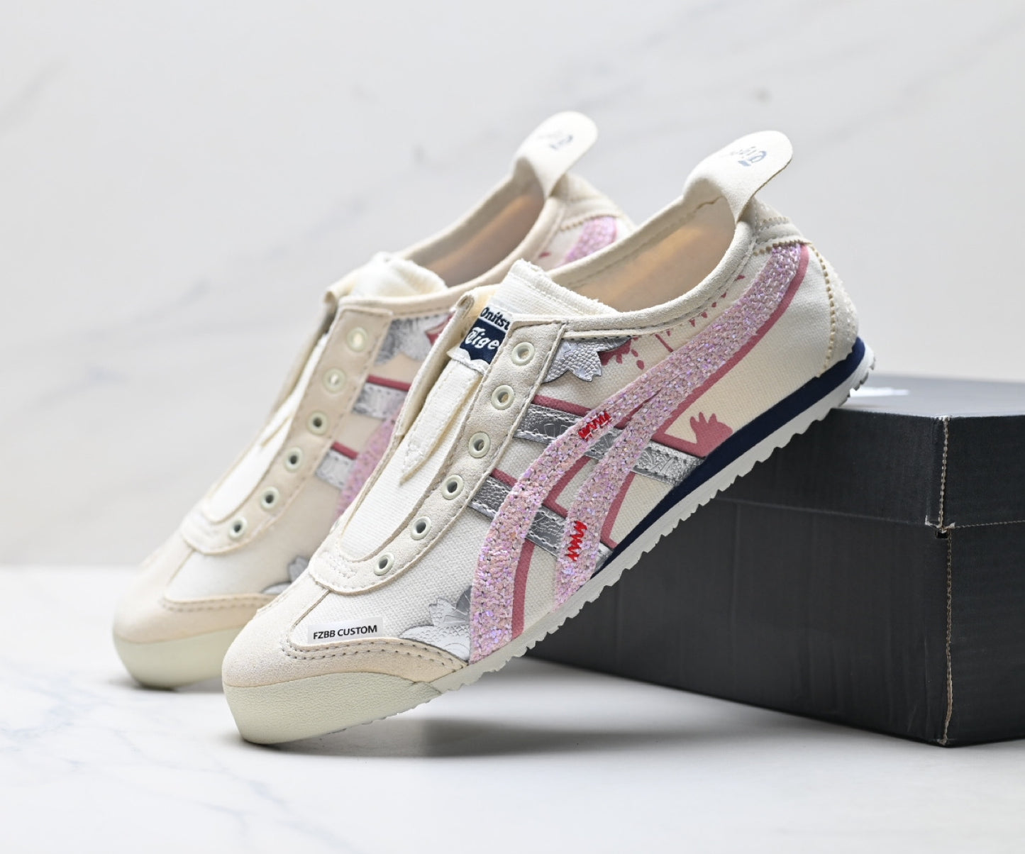 Onitsuka Tiger Mexico 66 Deluxe Sneaker