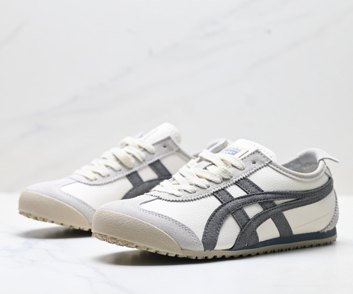Onitsuka Tiger Mexico 66 Sneaker