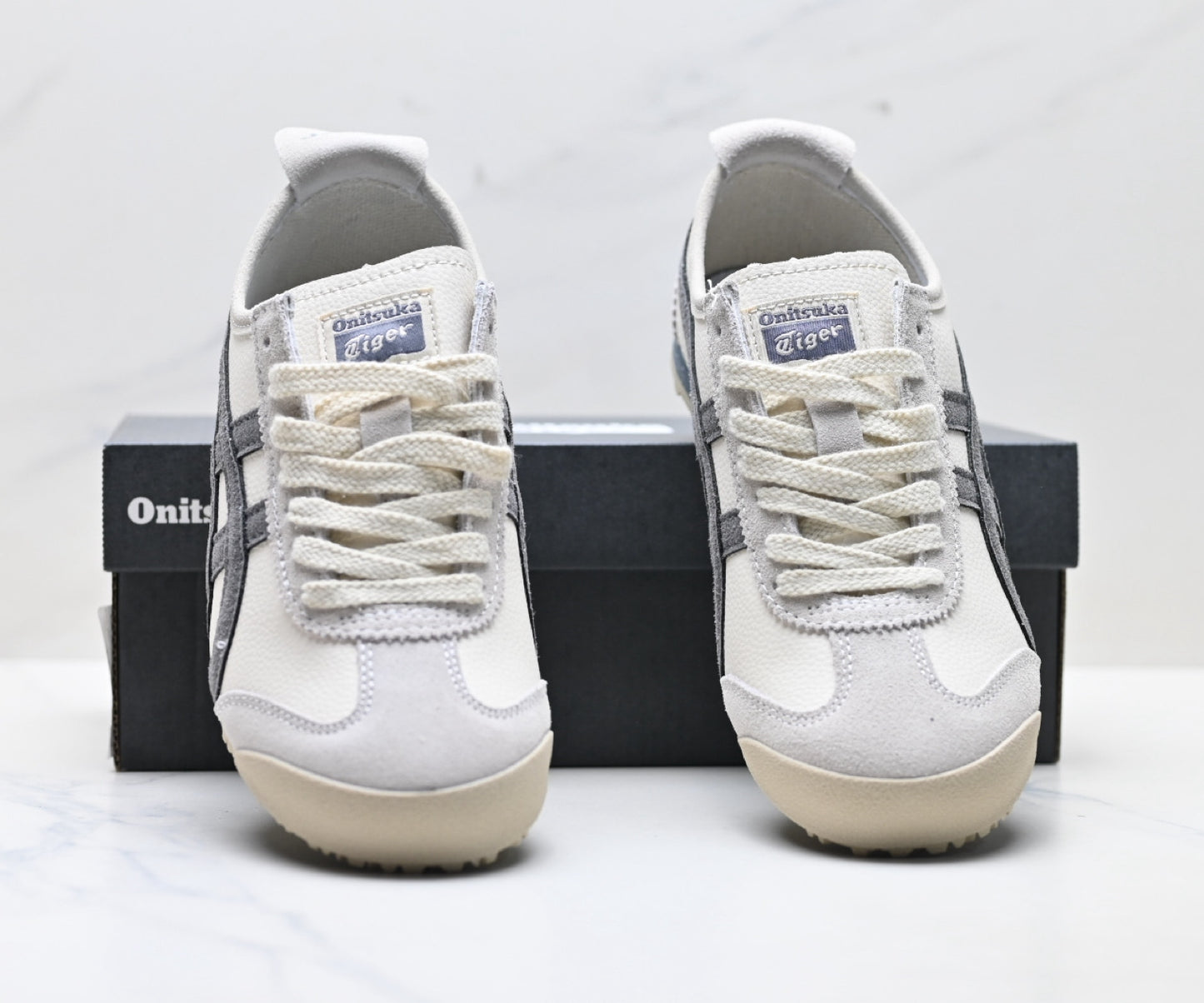 Onitsuka Tiger Mexico 66 Sneaker