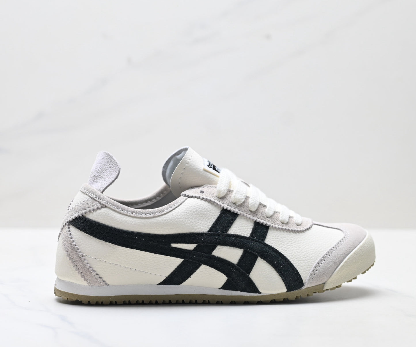 Onitsuka Tiger Mexico 66 Sneaker