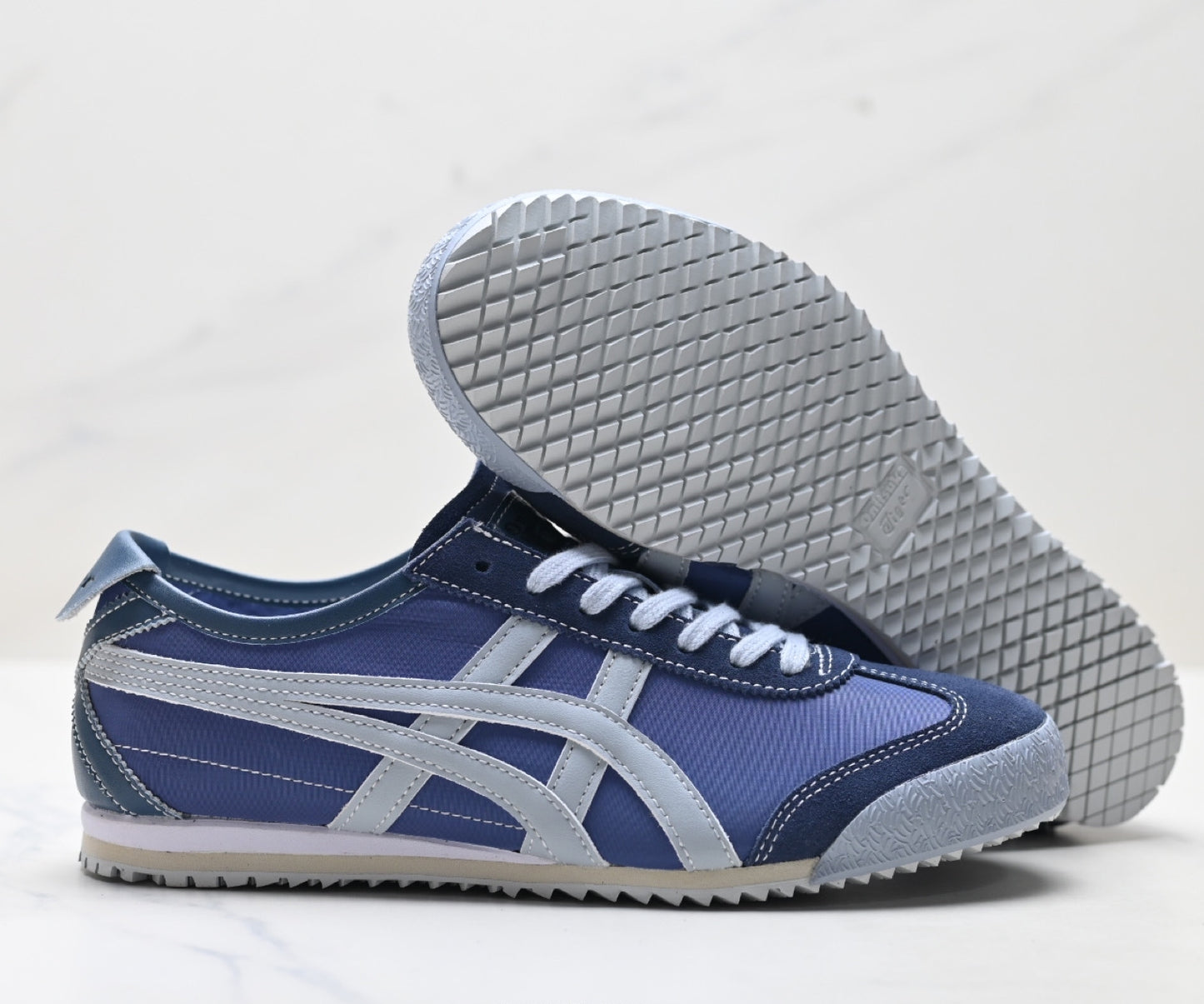Onitsuka Tiger Mexico 66 Sneaker