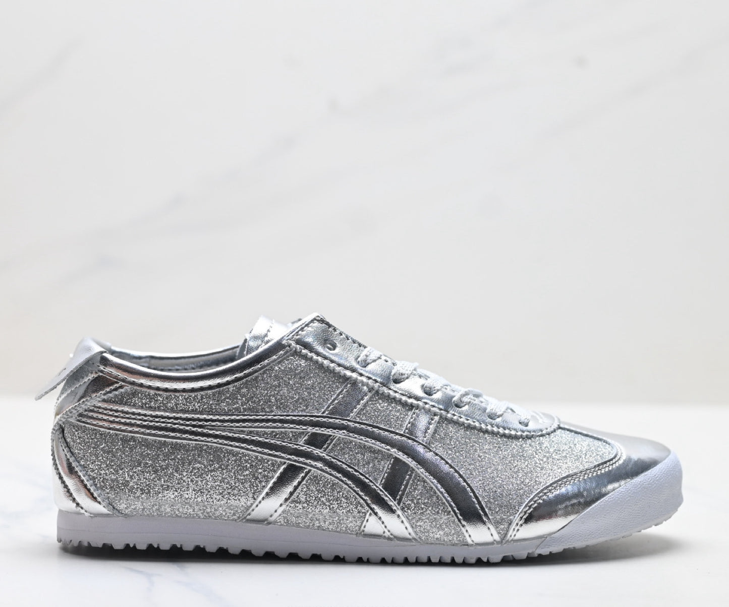 Onitsuka Tiger Mexico 66 Sneaker