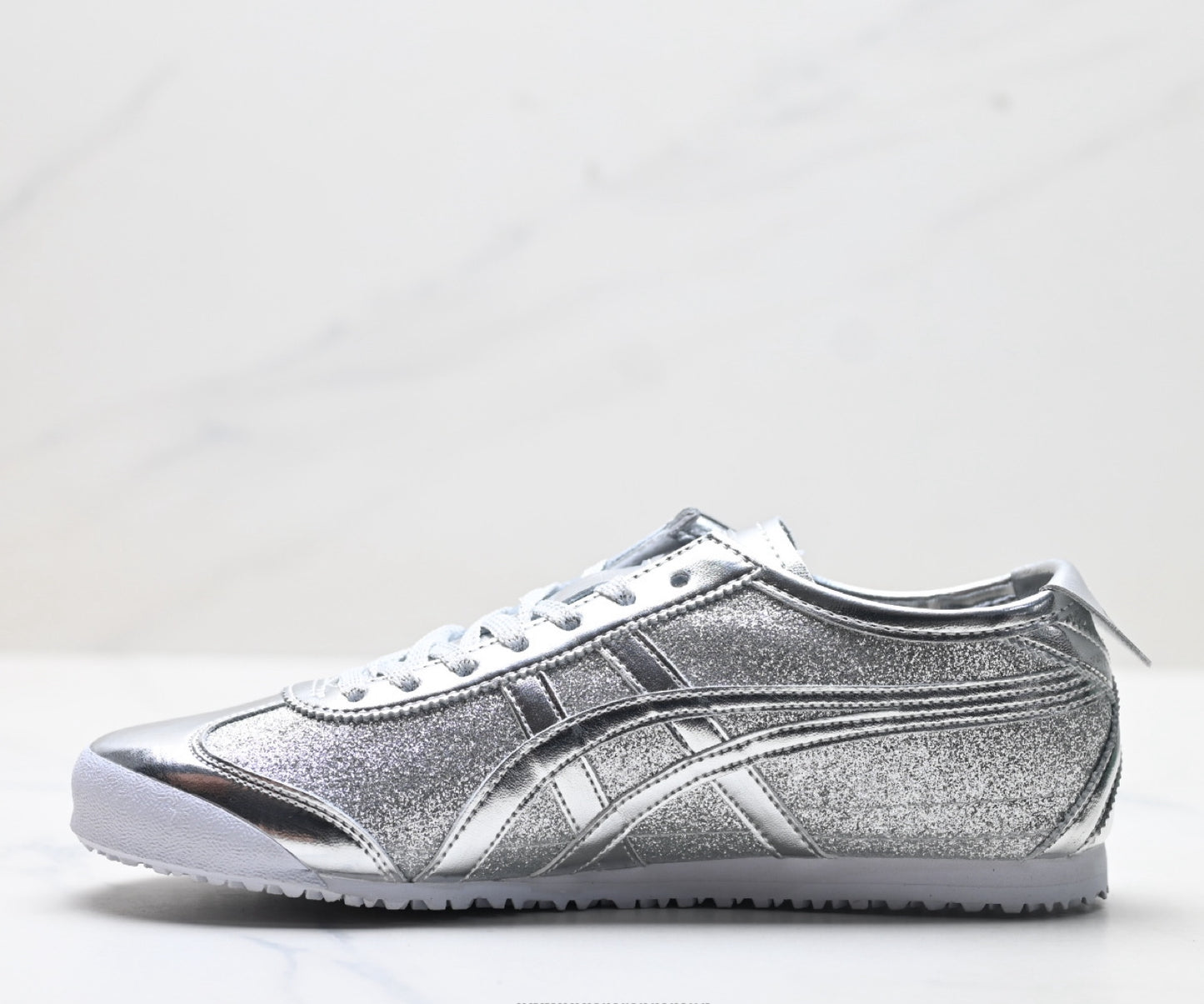 Onitsuka Tiger Mexico 66 Sneaker