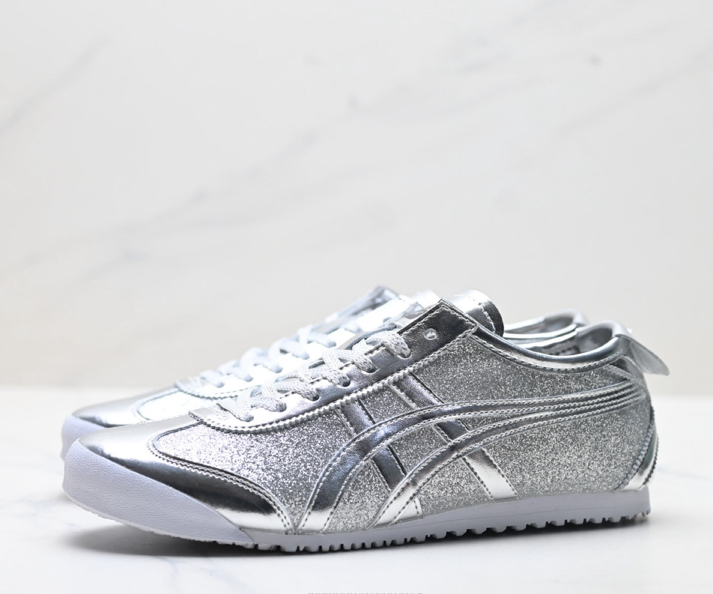 Onitsuka Tiger Mexico 66 Sneaker