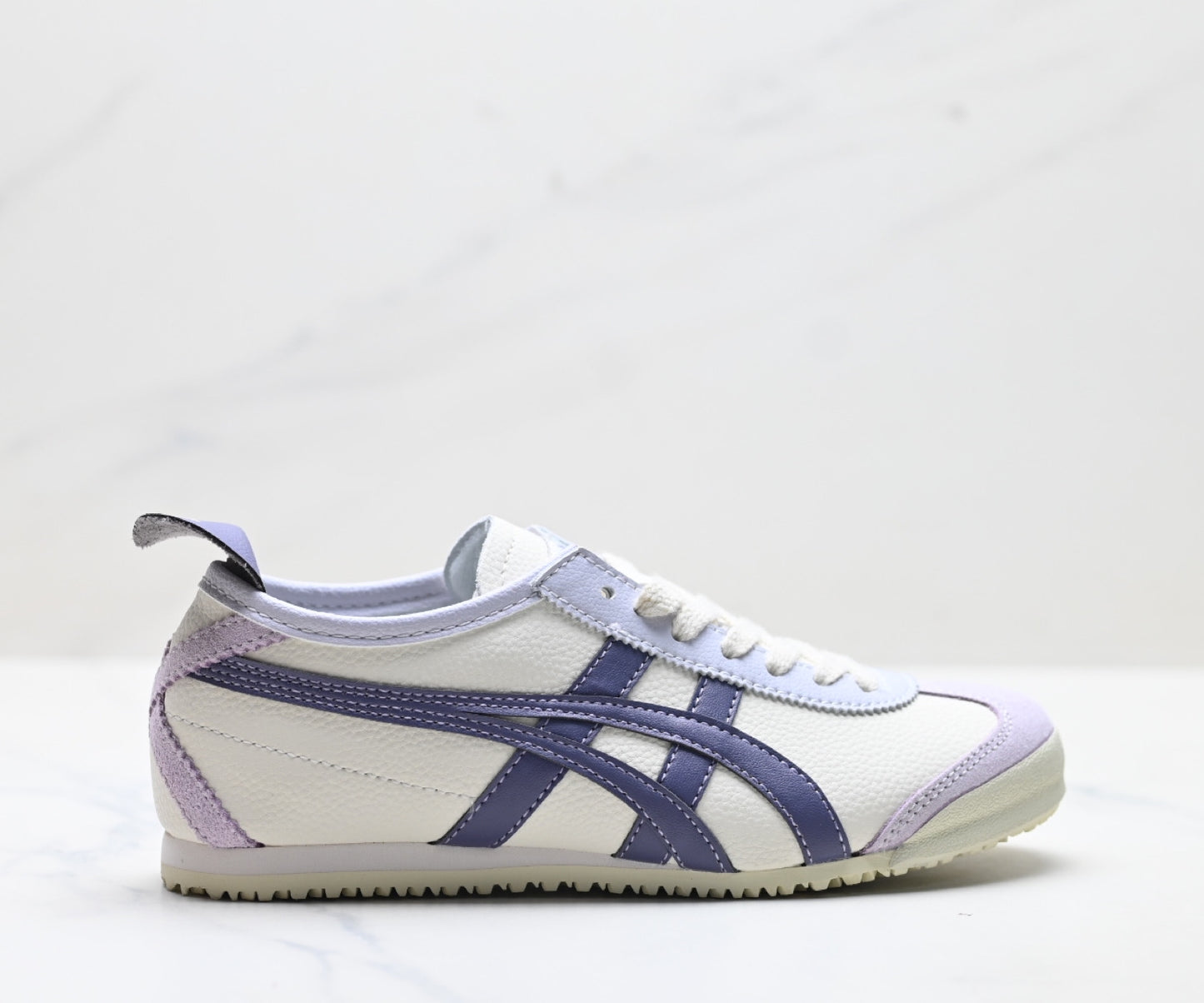 Onitsuka Tiger Mexico 66 Deluxe Sneaker