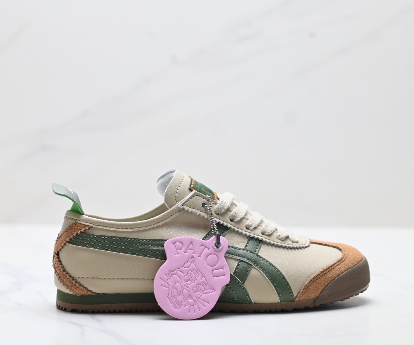 Onitsuka Tiger Mexico 66 Deluxe Sneaker