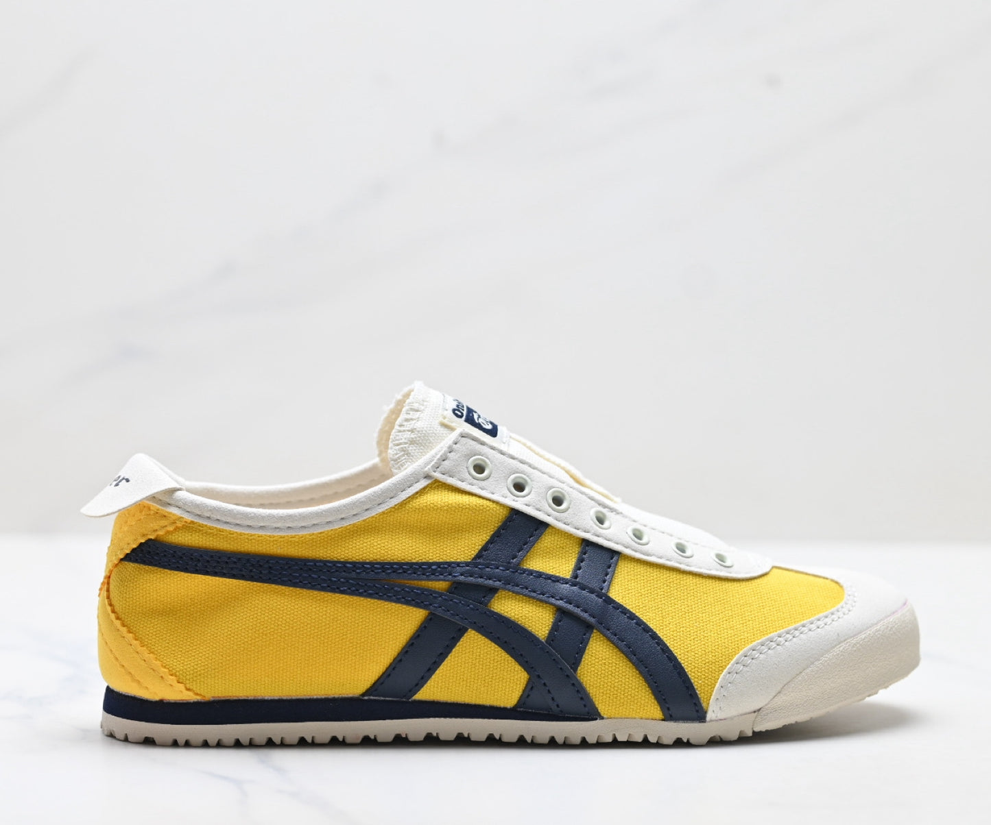 Onitsuka Tiger Mexico 66 Sneaker