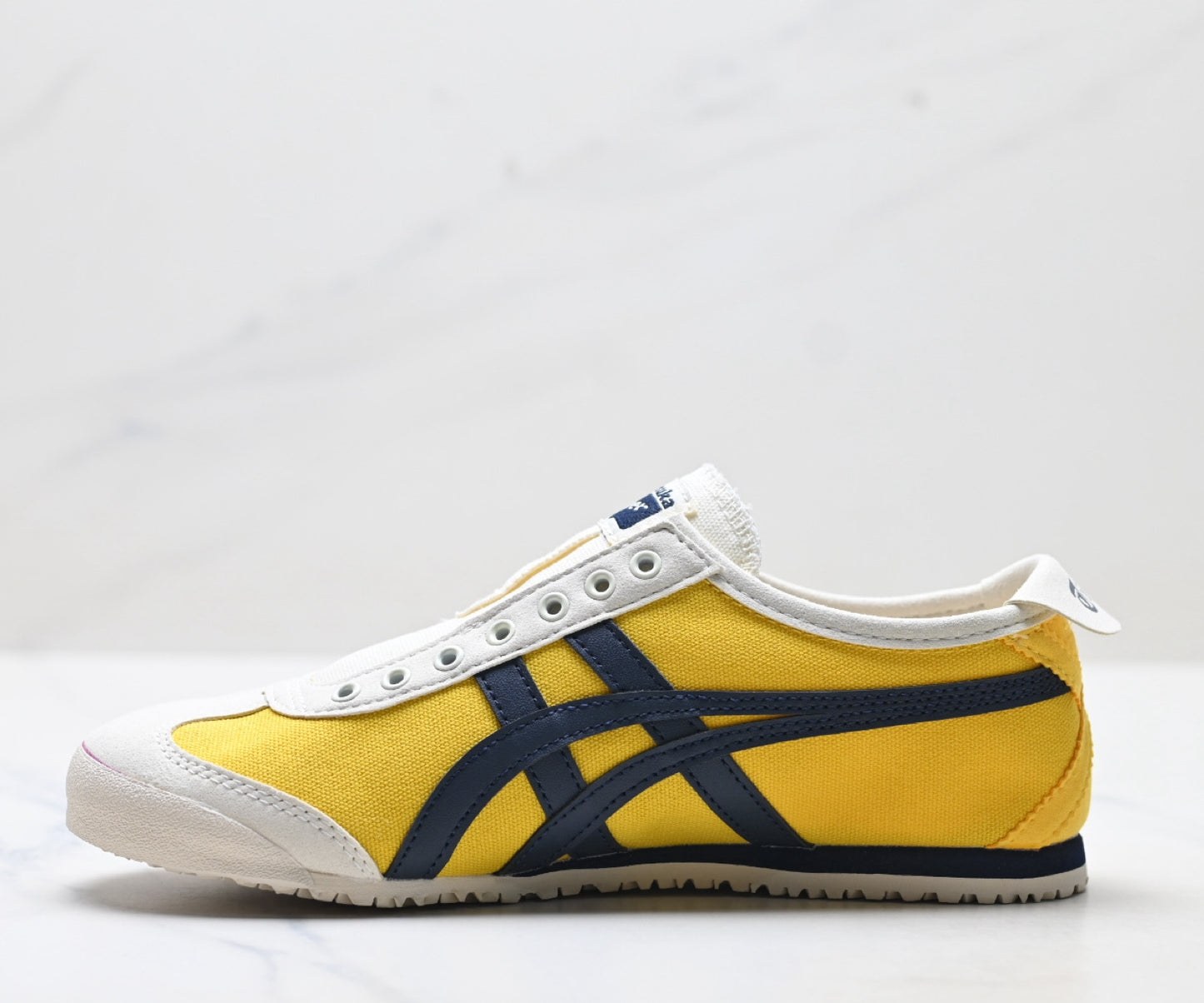 Onitsuka Tiger Mexico 66 Sneaker