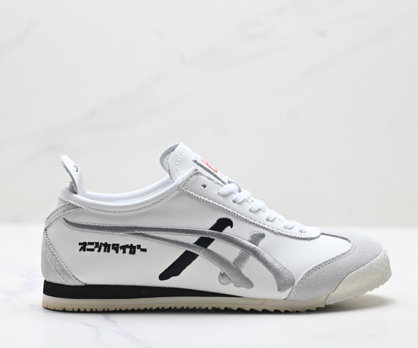 Onitsuka Tiger Mexico 66 Sneaker