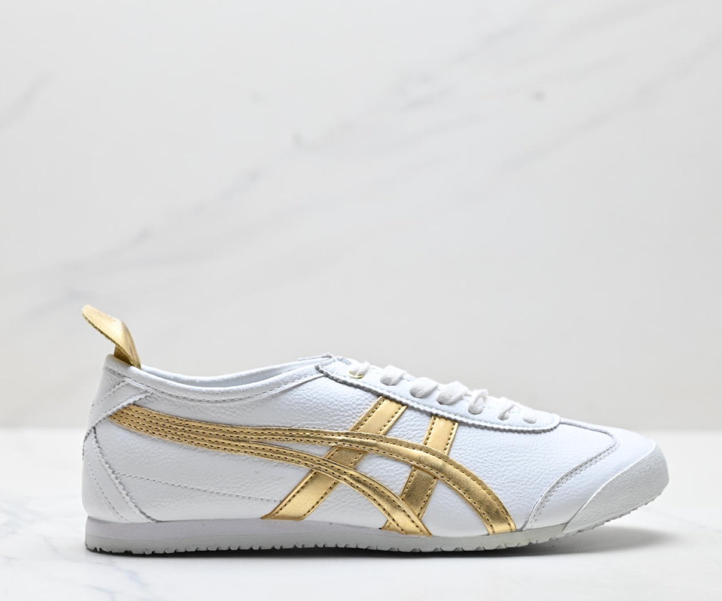 Onitsuka Tiger Mexico 66 Deluxe Sneaker