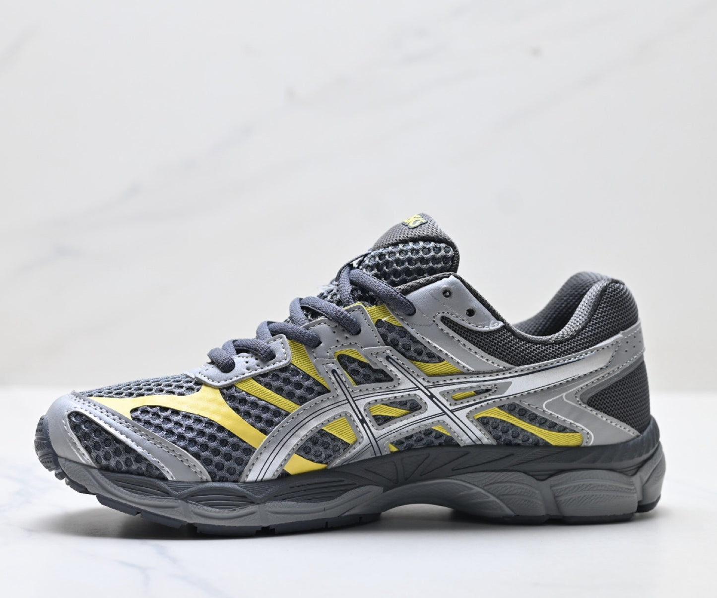 ASICS Gel-Cumulus 16 Sneaker