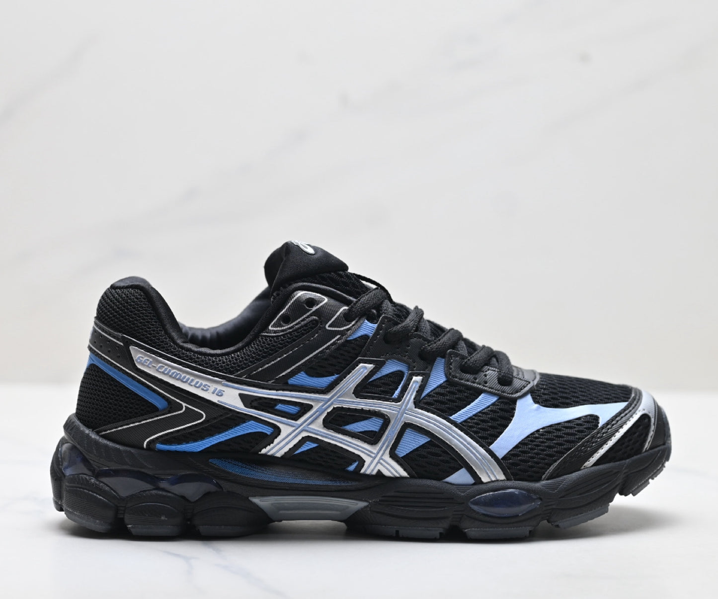 ASICS Gel-Cumulus 16 Sneaker