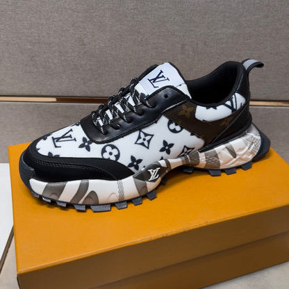 Men's casual sneakers