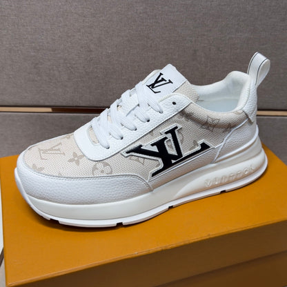 Men's casual sneakers