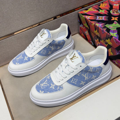 Men's casual sneakers