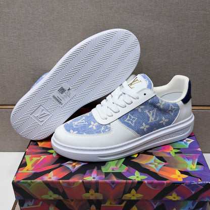 Men's casual sneakers