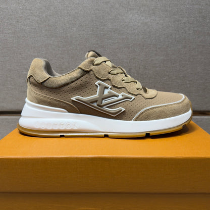 Men's casual sneakers