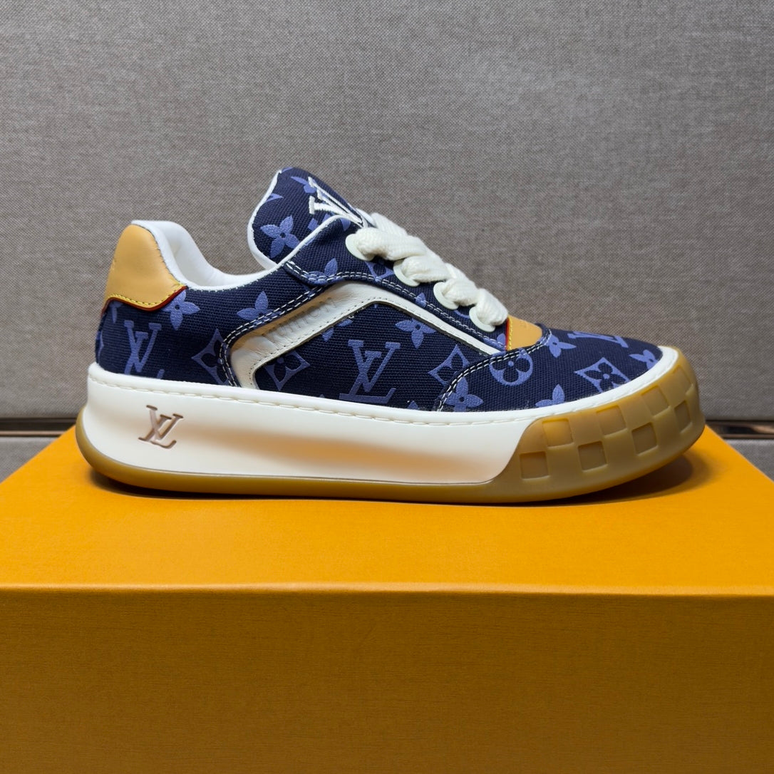 Men's casual sneakers