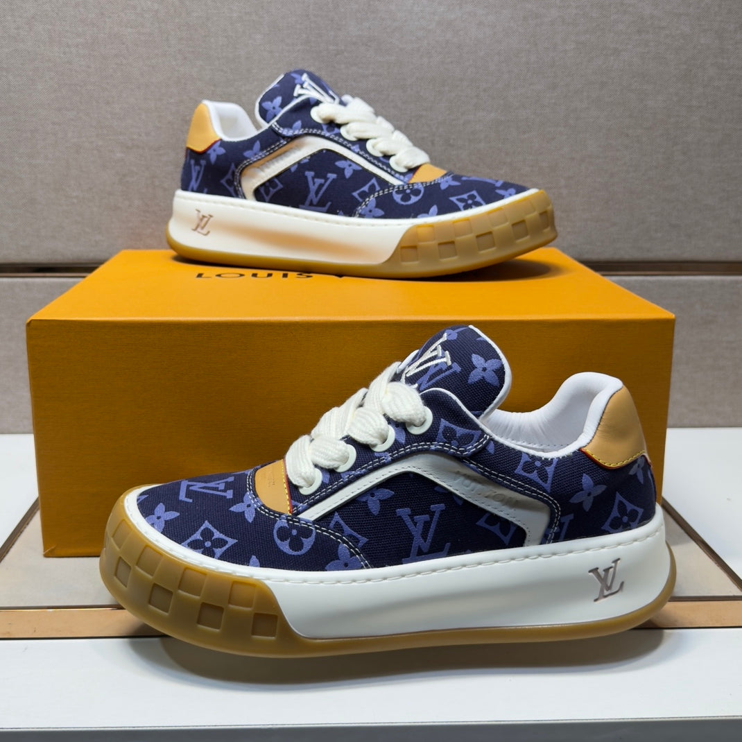 Men's casual sneakers