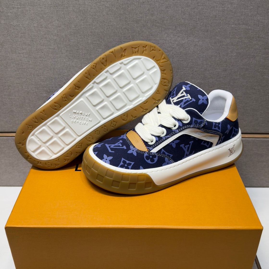 Men's casual sneakers