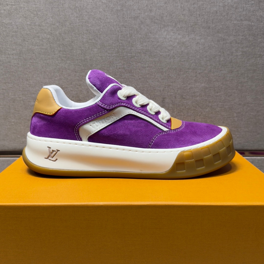 Men's casual sneakers