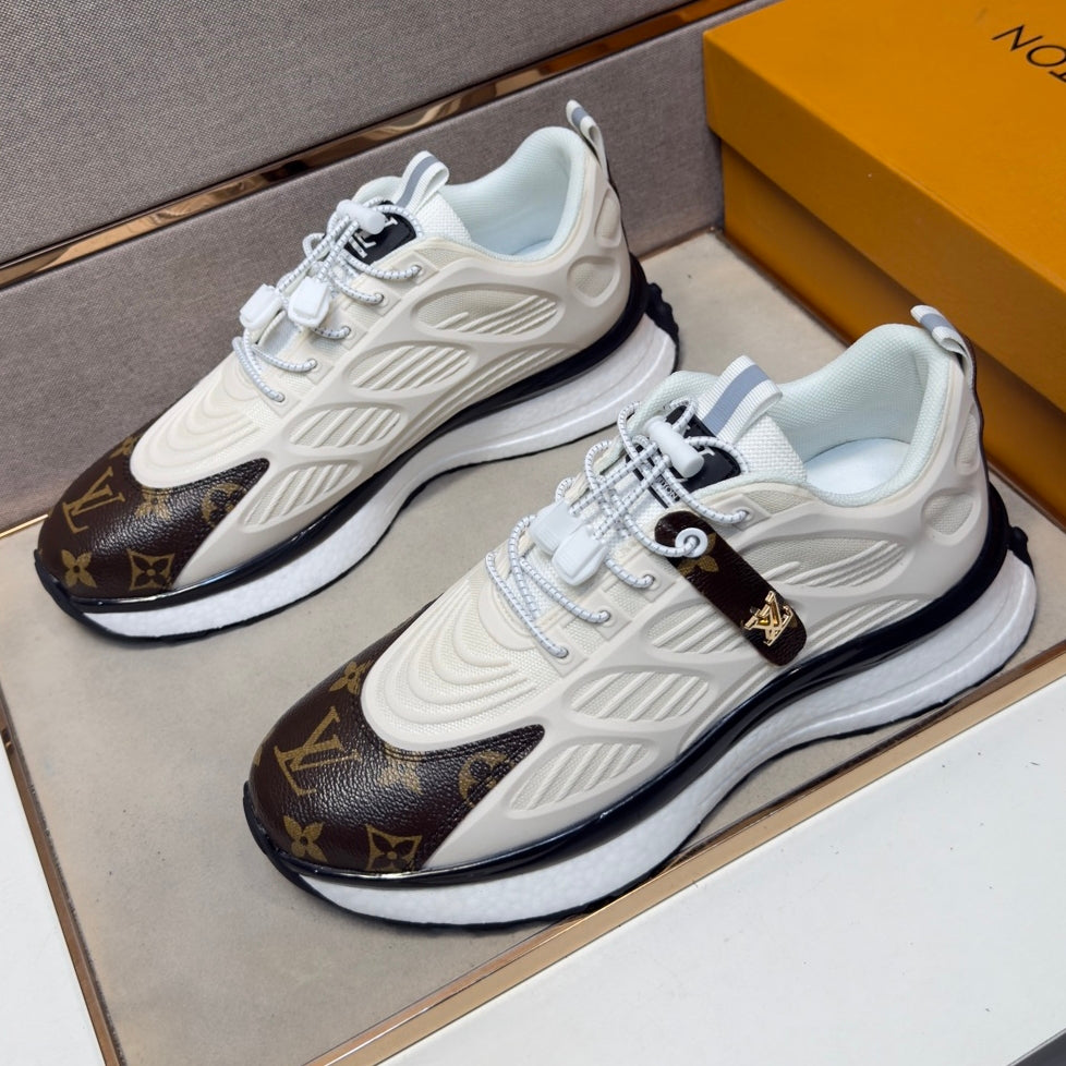 Men's casual sneakers