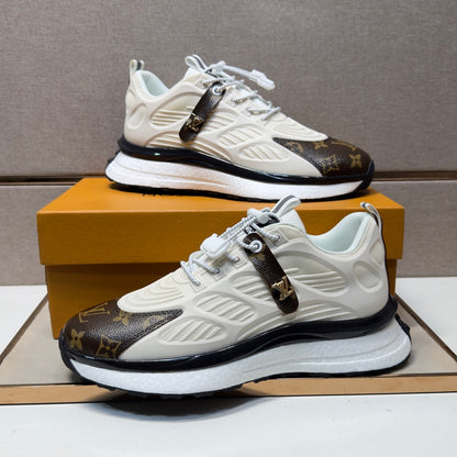 Men's casual sneakers