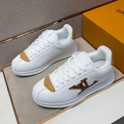 Men's casual sneakers