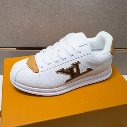 Men's casual sneakers