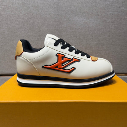 Men's casual sneakers