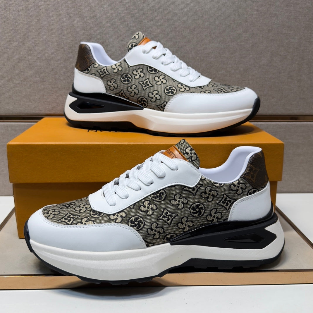 Men's casual sneakers