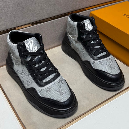 Men's casual sneakers