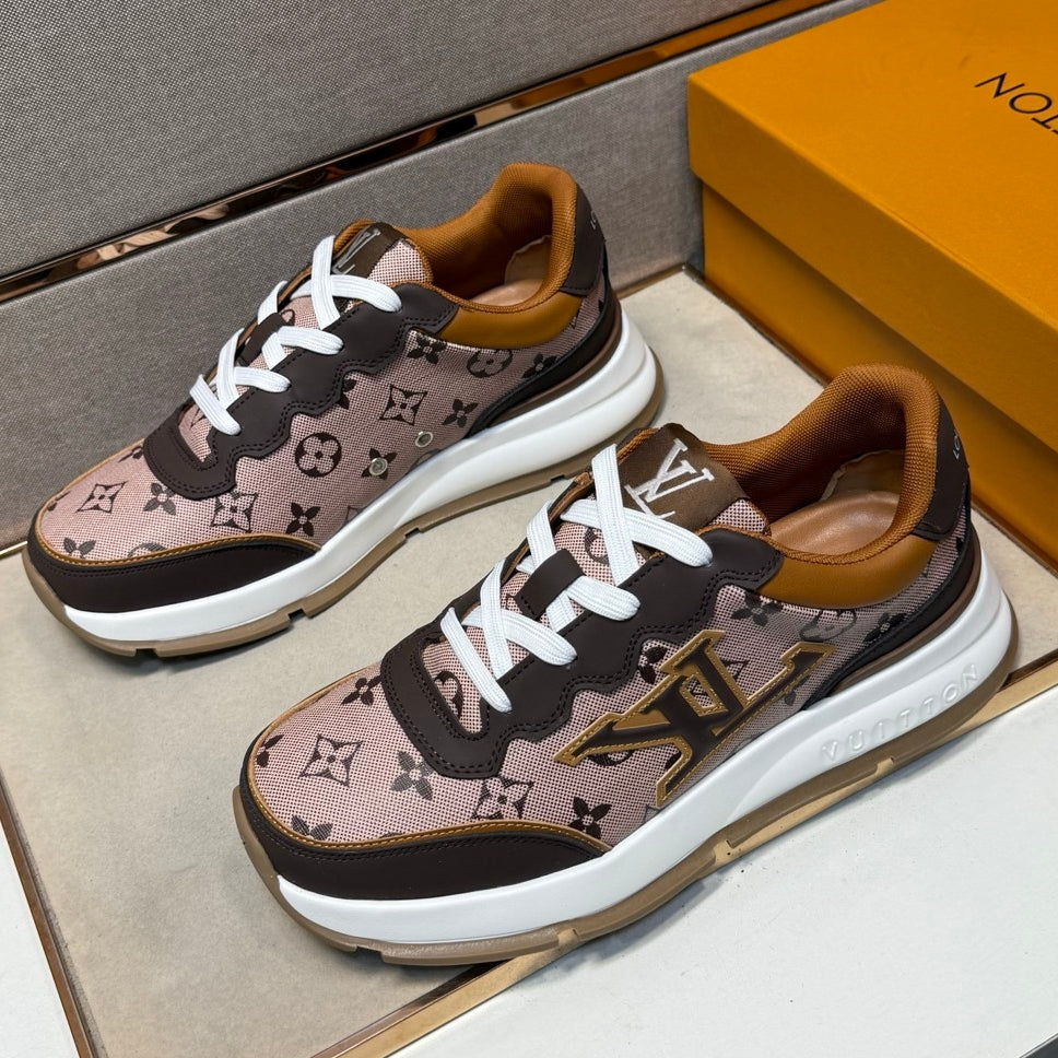 Men's casual sneakers