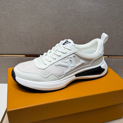 Men's casual sneakers