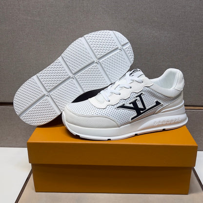 Men's casual sneakers