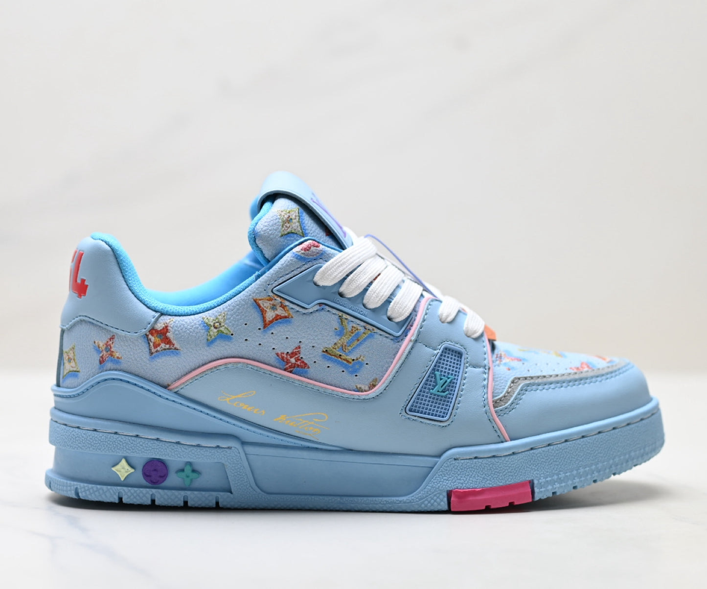 Unisex casual sneakers