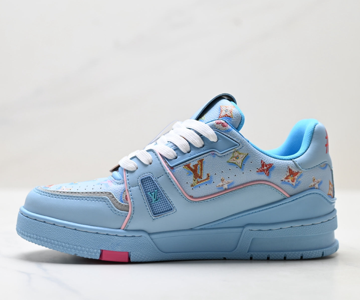 Unisex casual sneakers